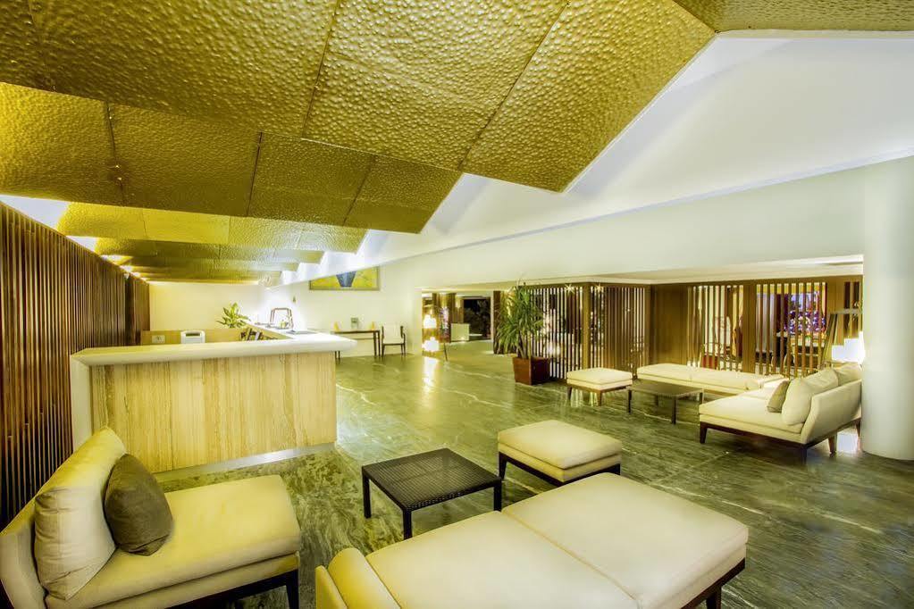 לווק Estrella Hotel & Conference מראה חיצוני תמונה